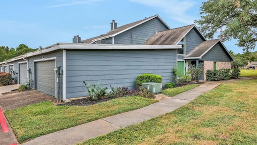 Humble 1-story, 2-bed 1967 Country Village Boulevard A-idx