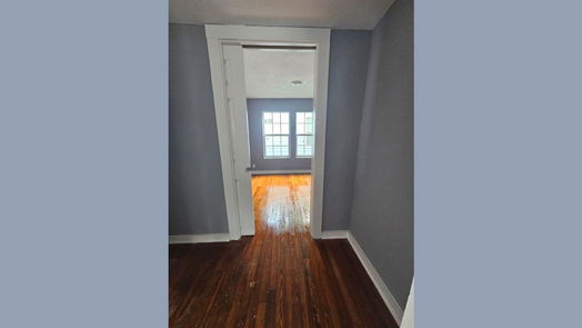 Humble 1-story, 2-bed 610 Welch Street-idx