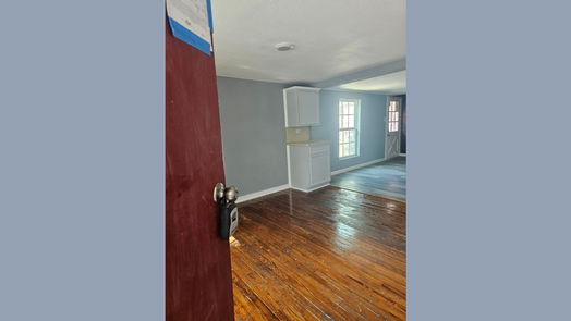 Humble 1-story, 2-bed 610 Welch Street-idx