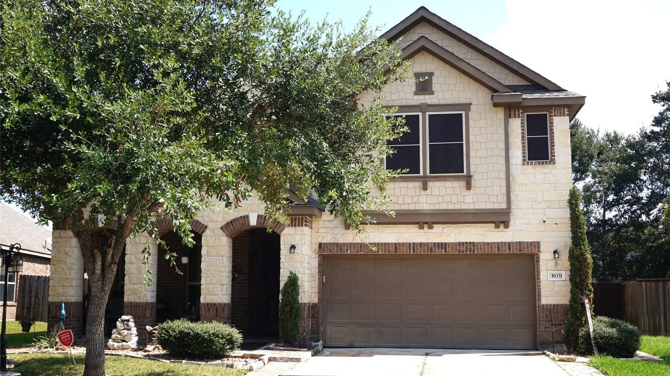 Humble 2-story, 4-bed 10331 Peeble Trail Court-idx