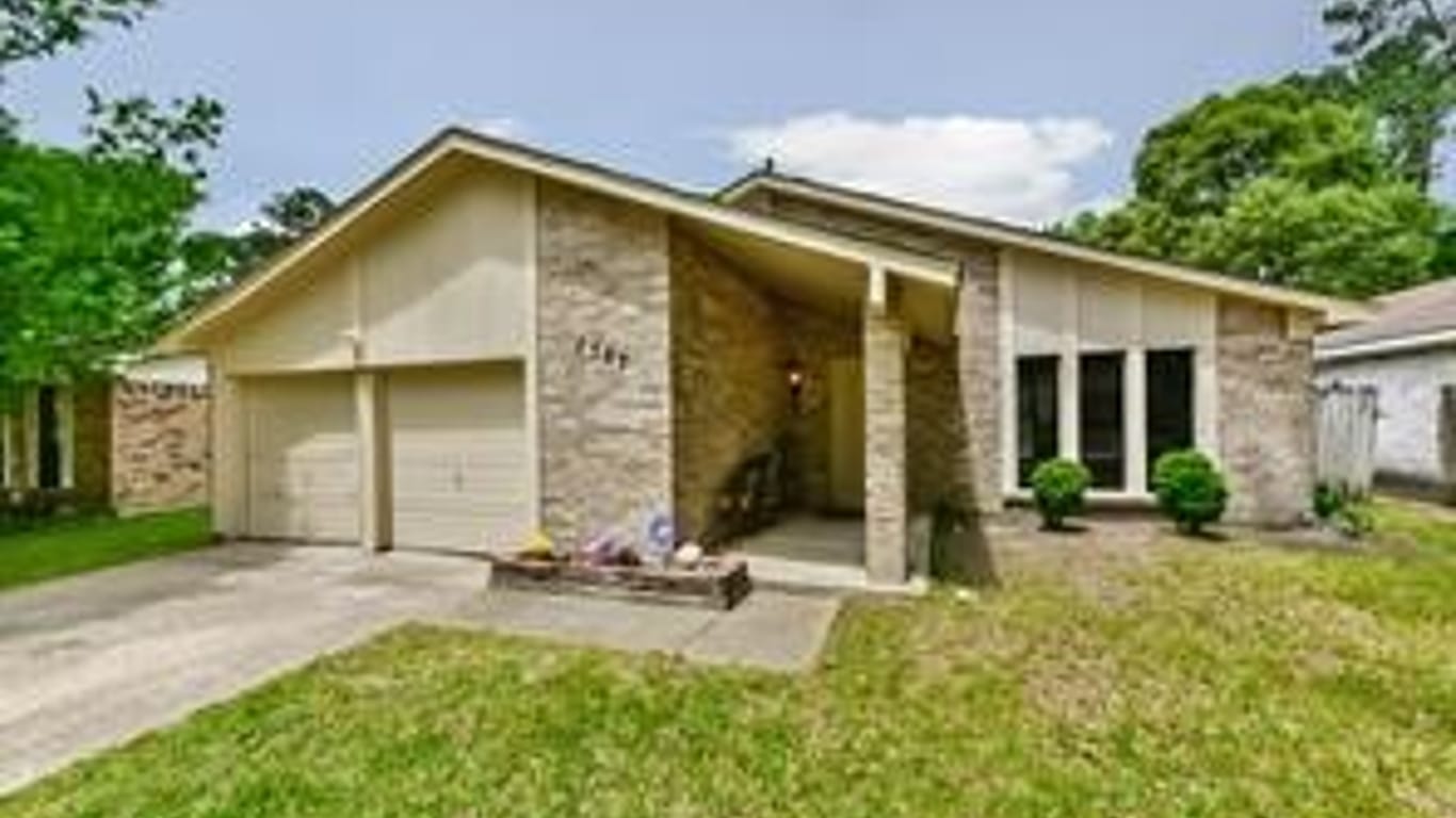 Humble 1-story, 3-bed 7307 Foxwick Lane-idx