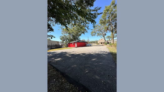 Humble null-story, 2-bed 114 S Houston Avenue-idx