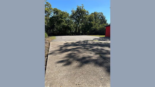 Humble null-story, 2-bed 114 S Houston Avenue-idx