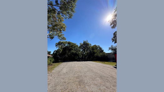 Humble null-story, 2-bed 114 S Houston Avenue-idx