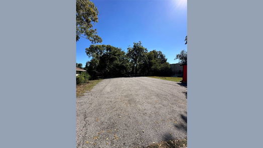 Humble null-story, 2-bed 114 S Houston Avenue-idx