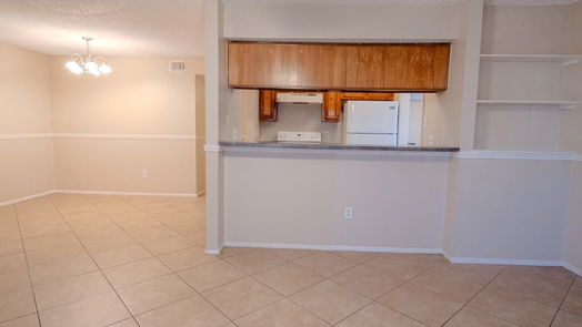 Humble 2-story, 2-bed 1312 Brenda Lane 4-idx