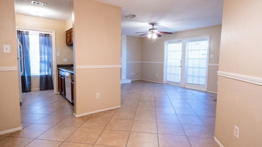 Humble 2-story, 2-bed 1312 Brenda Lane 4-idx