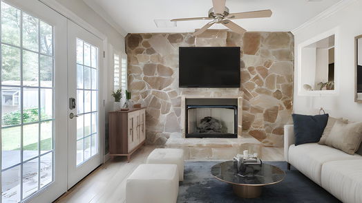Humble null-story, 4-bed 11223 Cedarwood Drive-idx