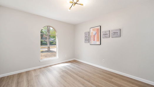 Houston 2-story, 4-bed 3410 Village Oaks Drive-idx