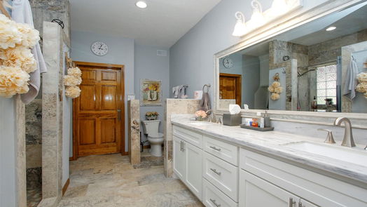 Houston 2-story, 4-bed 2227 Blossom Creek Trail-idx