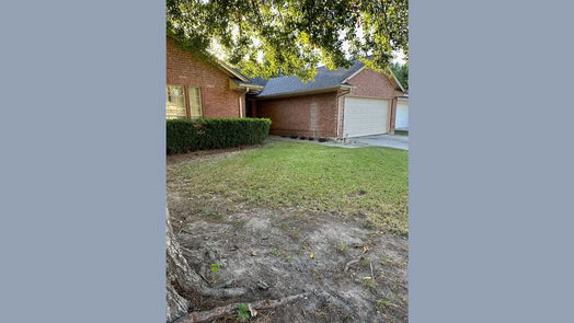 Houston 1-story, 3-bed 2310 Sherwood Hollow Lane-idx