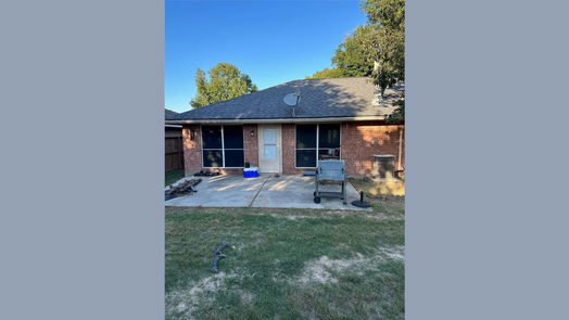 Houston 1-story, 3-bed 2310 Sherwood Hollow Lane-idx