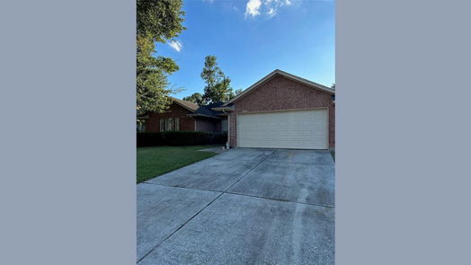 Houston 1-story, 3-bed 2310 Sherwood Hollow Lane-idx