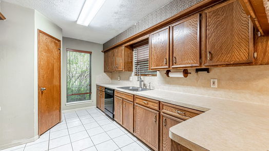 Houston 1-story, 4-bed 4002 Flint Creek Drive-idx