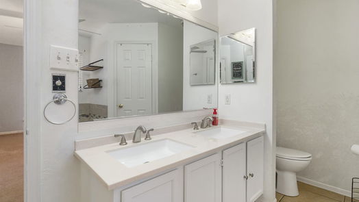 Houston 2-story, 5-bed 5715 Manor Forest Drive-idx