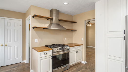 Houston 2-story, 5-bed 5715 Manor Forest Drive-idx