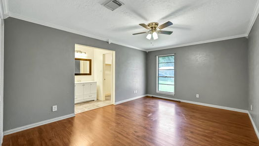 Houston 1-story, 3-bed 2034 Middle Creek Drive-idx