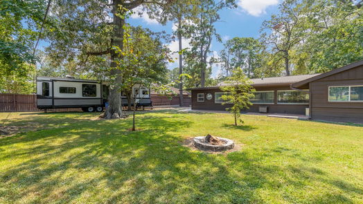 Houston 1-story, 3-bed 1202 Burning Tree Road-idx