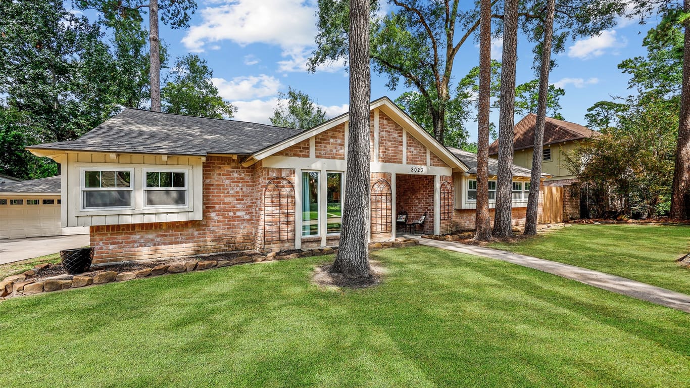 Houston 1-story, 4-bed 2023 Laurel Hill Drive-idx