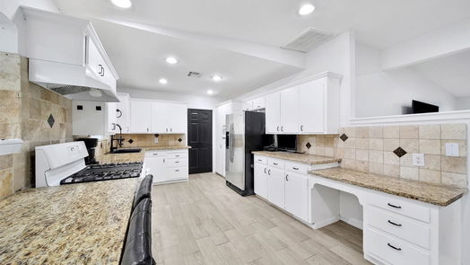 Houston 1-story, 3-bed 1202 Burning Tree Road-idx