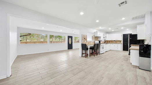 Houston 1-story, 3-bed 1202 Burning Tree Road-idx