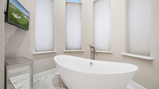 Kingwood 2-story, 5-bed 27 Kingwood Greens Drive-idx