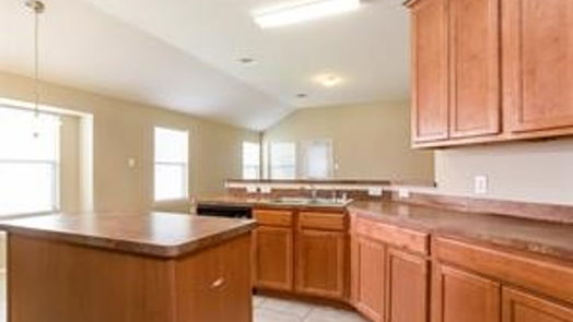 Kingwood 1-story, 3-bed 26133 Knights Tower Drive-idx