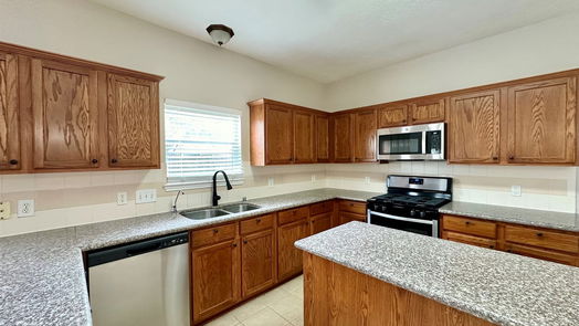 Kingwood 2-story, 4-bed 21542 Duke Alexander Drive-idx