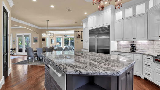 Kingwood 2-story, 5-bed 3 Forest Course Circle-idx