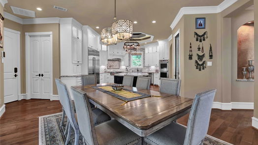 Kingwood 2-story, 5-bed 3 Forest Course Circle-idx