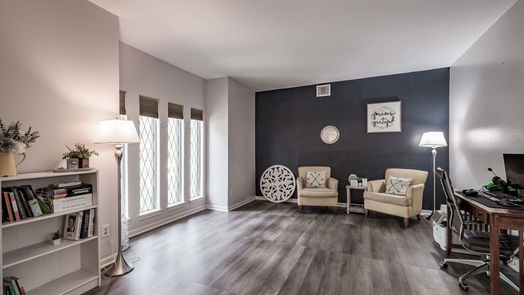 Kingwood 2-story, 5-bed 2114 Spruce Grove Dr-idx