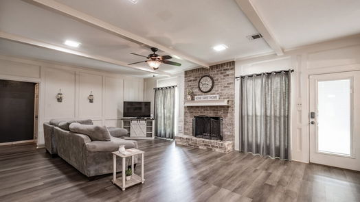 Kingwood 2-story, 5-bed 2114 Spruce Grove Dr-idx