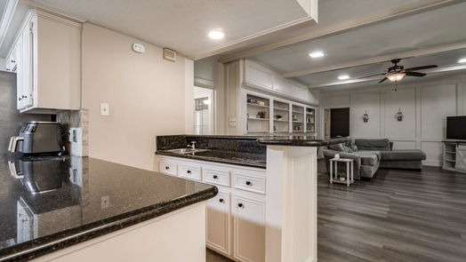 Kingwood 2-story, 5-bed 2114 Spruce Grove Dr-idx