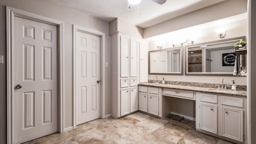 Kingwood 2-story, 5-bed 2114 Spruce Grove Dr-idx