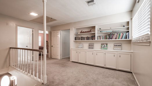 Kingwood 2-story, 5-bed 2114 Spruce Grove Dr-idx
