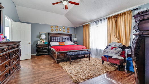 Kingwood 2-story, 4-bed 21832 Whispering Forest Drive-idx
