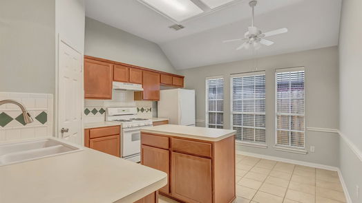 Kingwood 1-story, 3-bed 27108 Monarch Wood Drive-idx