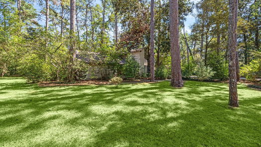 Kingwood 2-story, 4-bed 2814 Royal Circle Drive-idx