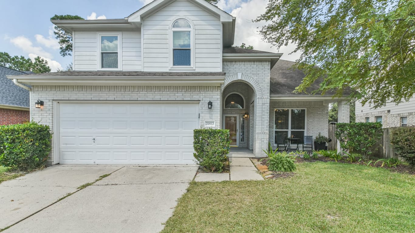 Kingwood 2-story, 4-bed 21812 Grand Lancelot Drive-idx