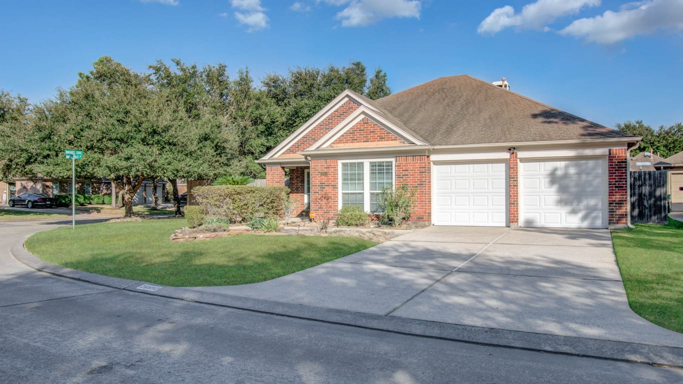 Kingwood null-story, 4-bed 26850 Manor Falls Drive-idx