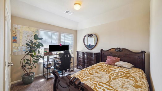 Kingwood 2-story, 4-bed 26005 N Kings Mill Lane-idx