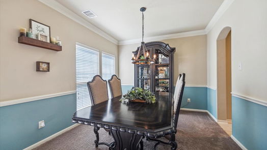 Kingwood 2-story, 4-bed 26005 N Kings Mill Lane-idx