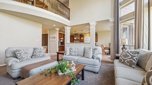 Kingwood 2-story, 4-bed 26005 N Kings Mill Lane-idx