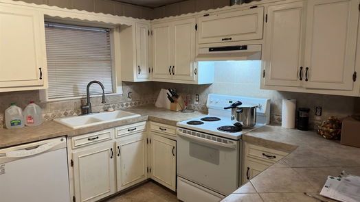 Huntsville 1-story, 3-bed 7148 State Highway 75 S-idx