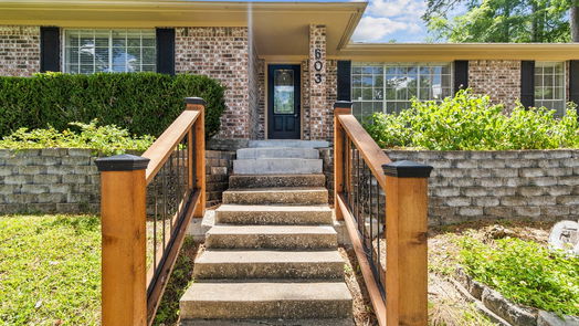 Huntsville 1-story, 3-bed 603 Hillcrest Circle-idx