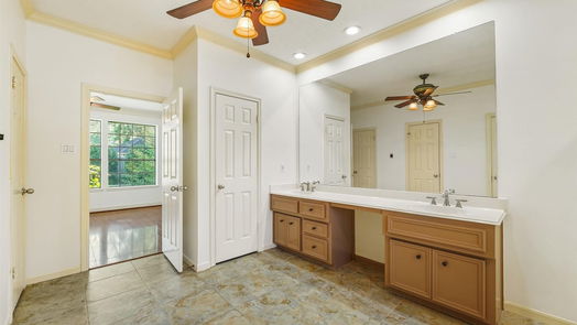 Houston 2-story, 4-bed 3722 Lake Shade Court-idx