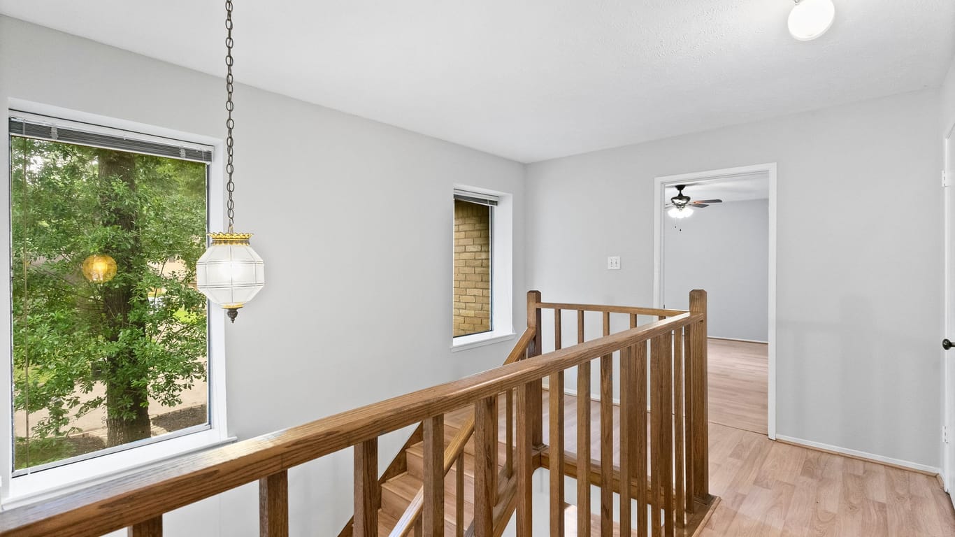 Houston 2-story, 3-bed 3803 Hill Springs-idx