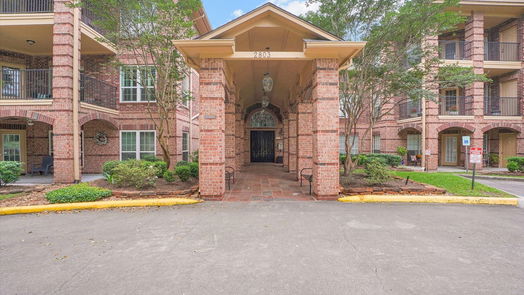 Houston 1-story, 2-bed 2803 Kings Crossing Drive 316-idx