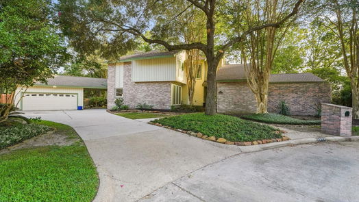 Houston 2-story, 4-bed 4802 River Hill Drive-idx