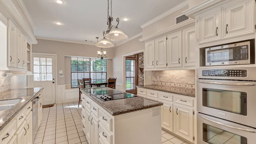 Houston 2-story, 4-bed 5619 Sycamore Creek Drive-idx